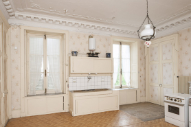 Salle à usage de cuisine aménagée au 20e siècle. © Région Bourgogne-Franche-Comté, Inventaire du patrimoine