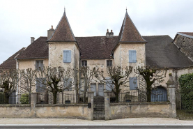 Vue générale, de face, depuis la rue de la Dame Blanche. © Région Bourgogne-Franche-Comté, Inventaire du patrimoine