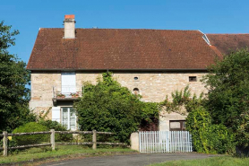 Façade sur rue © Région Bourgogne-Franche-Comté, Inventaire du patrimoine