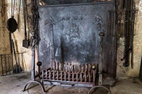 Plaque de cheminée © Région Bourgogne-Franche-Comté, Inventaire du patrimoine