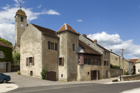 Vue générale depuis la rue de la Dame Blanche. © Région Bourgogne-Franche-Comté, Inventaire du patrimoine