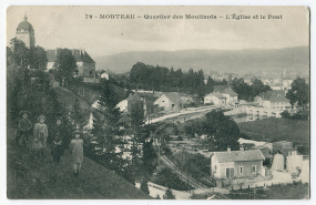 79 - Morteau - Quartier des Moulinots - L'église et le pont, carte postale, s.n., s.d. [1er quart 20e siècle, avant 1908], Farine Frères éd. à La Chaux-de-Fonds, Le Locle et Morteau Porte la date 16 septembre 1908 (tampon) au verso. © Région Bourgogne-Franche-Comté, Inventaire du patrimoine