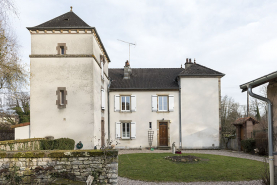 Vue de face depuis l'ouest. © Région Bourgogne-Franche-Comté, Inventaire du patrimoine