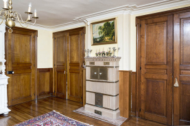Vue intérieure du rez-de-chaussée : le salon. © Région Bourgogne-Franche-Comté, Inventaire du patrimoine