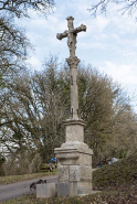 Croix dite du calvaire, au lieu-dit Sur la Croix du Calvaire : vue générale. © Région Bourgogne-Franche-Comté, Inventaire du patrimoine