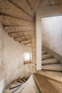 Escalier à vis, situé dans la tour. © Région Bourgogne-Franche-Comté, Inventaire du patrimoine