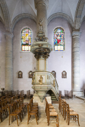 La chaire surmontée de son abat-voix. © Région Bourgogne-Franche-Comté, Inventaire du patrimoine