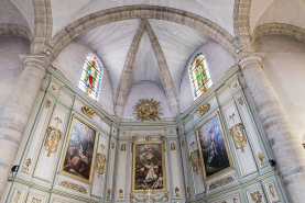Les boiseries sculptées du sanctuaire. © Région Bourgogne-Franche-Comté, Inventaire du patrimoine