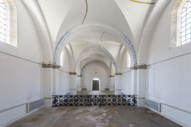 Vue générale de l'intérieur de la chapelle Saint-Valère. © Région Bourgogne-Franche-Comté, Inventaire du patrimoine