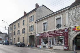 Commerces et anciens entrepots 