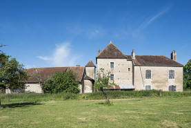 Vue d'ensemble de la façade postérieure. © Région Bourgogne-Franche-Comté, Inventaire du patrimoine