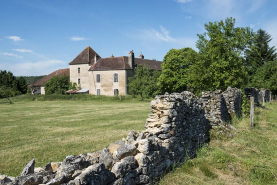 La façade orientale de la maison forte. © Région Bourgogne-Franche-Comté, Inventaire du patrimoine