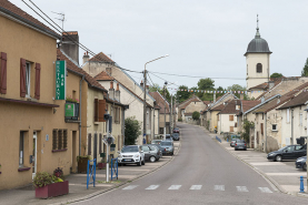 La rue Saint-Valère. © Région Bourgogne-Franche-Comté, Inventaire du patrimoine