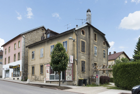 Vue d'ensemble, de trois quarts droite. © Région Bourgogne-Franche-Comté, Inventaire du patrimoine