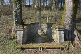 Croix © Région Bourgogne-Franche-Comté, Inventaire du patrimoine