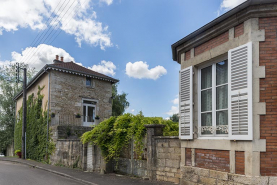 Le pavillon et la dépendance. © Région Bourgogne-Franche-Comté, Inventaire du patrimoine