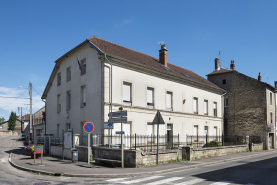 Élévation sur la rue Armand Paulmard, vue de trois-quarts. © Région Bourgogne-Franche-Comté, Inventaire du patrimoine
