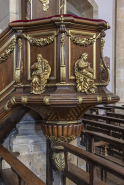 Chaire, détail de la cuve, les Évangélistes saint Matthieu et saint Marc. © Région Bourgogne-Franche-Comté, Inventaire du patrimoine