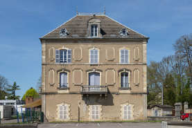 Corps de bâtiment sud, vue de face. © Région Bourgogne-Franche-Comté, Inventaire du patrimoine