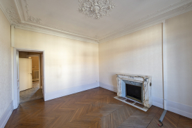 Le salon, rez-de-chaussée. © Région Bourgogne-Franche-Comté, Inventaire du patrimoine