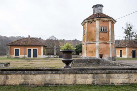 Pigeonnier, vue depuis l'est. © Région Bourgogne-Franche-Comté, Inventaire du patrimoine