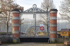 Clôture (grille) sur l'avenue des Pâtis. © Région Bourgogne-Franche-Comté, Inventaire du patrimoine