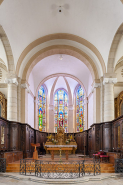 Église paroissiale choeur degré d'autel © Région Bourgogne-Franche-Comté, Inventaire du patrimoine