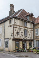 Maison à boutique pan de bois © Région Bourgogne-Franche-Comté, Inventaire du patrimoine