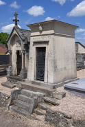Cimetière tombeau © Région Bourgogne-Franche-Comté, Inventaire du patrimoine