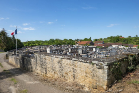 Cimetière tombeau © Région Bourgogne-Franche-Comté, Inventaire du patrimoine