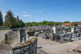 Cimetière tombeau © Région Bourgogne-Franche-Comté, Inventaire du patrimoine