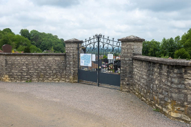 Cimetière tombeau © Région Bourgogne-Franche-Comté, Inventaire du patrimoine