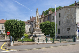 Monument monument aux morts © Région Bourgogne-Franche-Comté, Inventaire du patrimoine