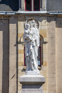 École statue © Région Bourgogne-Franche-Comté, Inventaire du patrimoine
