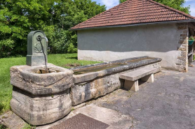 Fontaine lavoir abreuvoir © Région Bourgogne-Franche-Comté, Inventaire du patrimoine