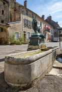Fontaine © Région Bourgogne-Franche-Comté, Inventaire du patrimoine