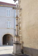 Croix rue © Région Bourgogne-Franche-Comté, Inventaire du patrimoine