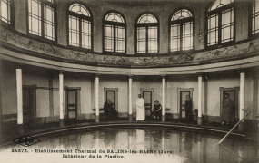 Établissement thermal piscine © Région Bourgogne-Franche-Comté, Inventaire du patrimoine