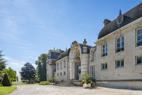 Établissement thermal © Région Bourgogne-Franche-Comté, Inventaire du patrimoine