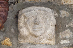 Cour sculpture © Région Bourgogne-Franche-Comté, Inventaire du patrimoine