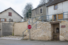 Fontaine abreuvoir © Région Bourgogne-Franche-Comté, Inventaire du patrimoine