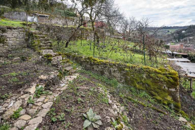 Hôtel jardin terrasse en terre-plein © Région Bourgogne-Franche-Comté, Inventaire du patrimoine