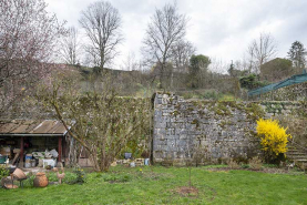 Jardin terrasse en terre-plein © Région Bourgogne-Franche-Comté, Inventaire du patrimoine