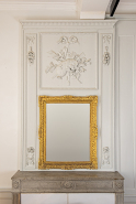 Hôtel de ville lambris de hauteur miroir d'applique décor intérieur © Région Bourgogne-Franche-Comté, Inventaire du patrimoine