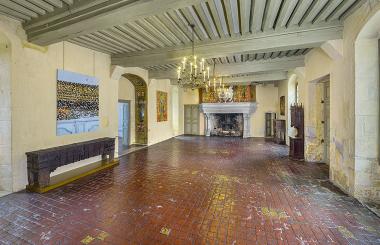 Châteauneuf (21) : salle du rez-de-chaussée du grand logis du château © phot. T. Kuntz / Région Bourgogne-Franche-Comté, Inventaire du patrimoine, 2021