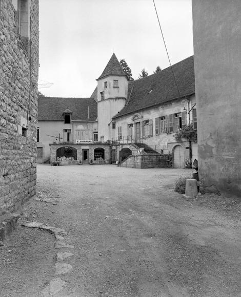 Sellières (39) : hôtel Poly © phot. D. Dominguez / Région Bourgogne-Franche-Comté, Inventaire du patrimoine, 1980