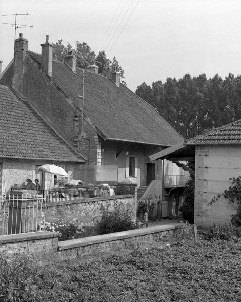 Une maison de vigneron à Messia-sur-Sorne (39) © phot. Y. Sancey / Région Bourgogne-Franche-Comté, Inventaire du patrimoine, 1984