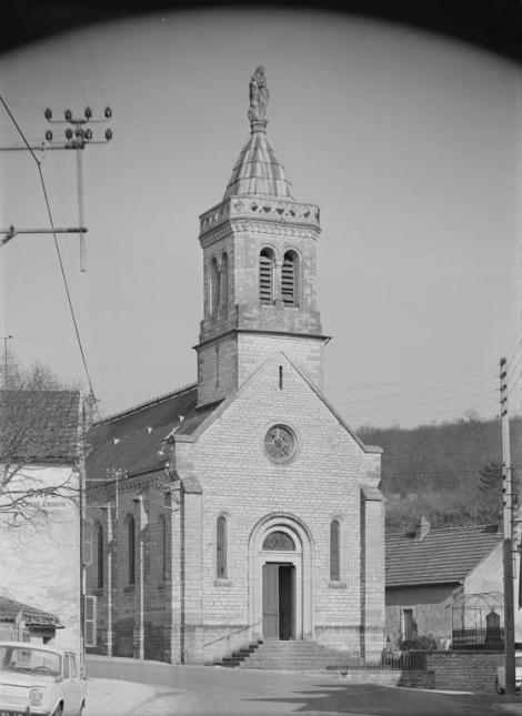 Eglise paroissiale de la Nativité à Sainte-Marie-sur-Ouche (21). © phot. M. Rosso / Région Bourgogne-Franche-Comté, Inventaire du patrimoine, 1970