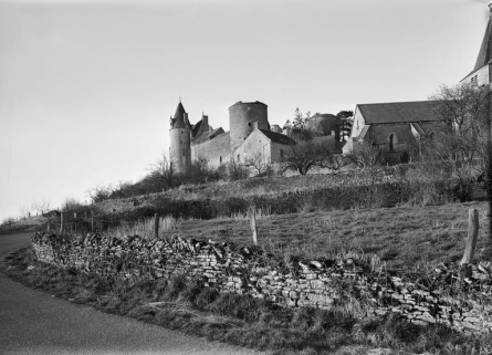  château fort © Région Bourgogne-Franche-Comté, Inventaire du patrimoine