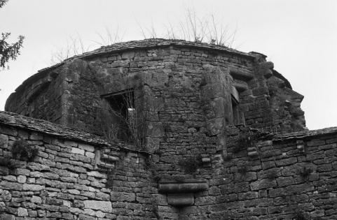  château fort © Région Bourgogne-Franche-Comté, Inventaire du patrimoine